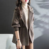 2025 Autumn And Winter New Fashion Collar Loose Pocket Lattice Hair, The Design Of The Jacket Feels A Niche Elegant Top Woman
