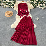 Design Sense T-Shirt With Irregular Hem Pressure Folding Blouse High-Waisted Half-Body Skirt