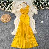 Yellow Dress Women's Holiday Dress 2025 New Heart Machine Shoulder Slings Irregular Bagged Dress