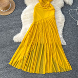 Yellow Dress Women's Holiday Dress 2025 New Heart Machine Shoulder Slings Irregular Bagged Dress